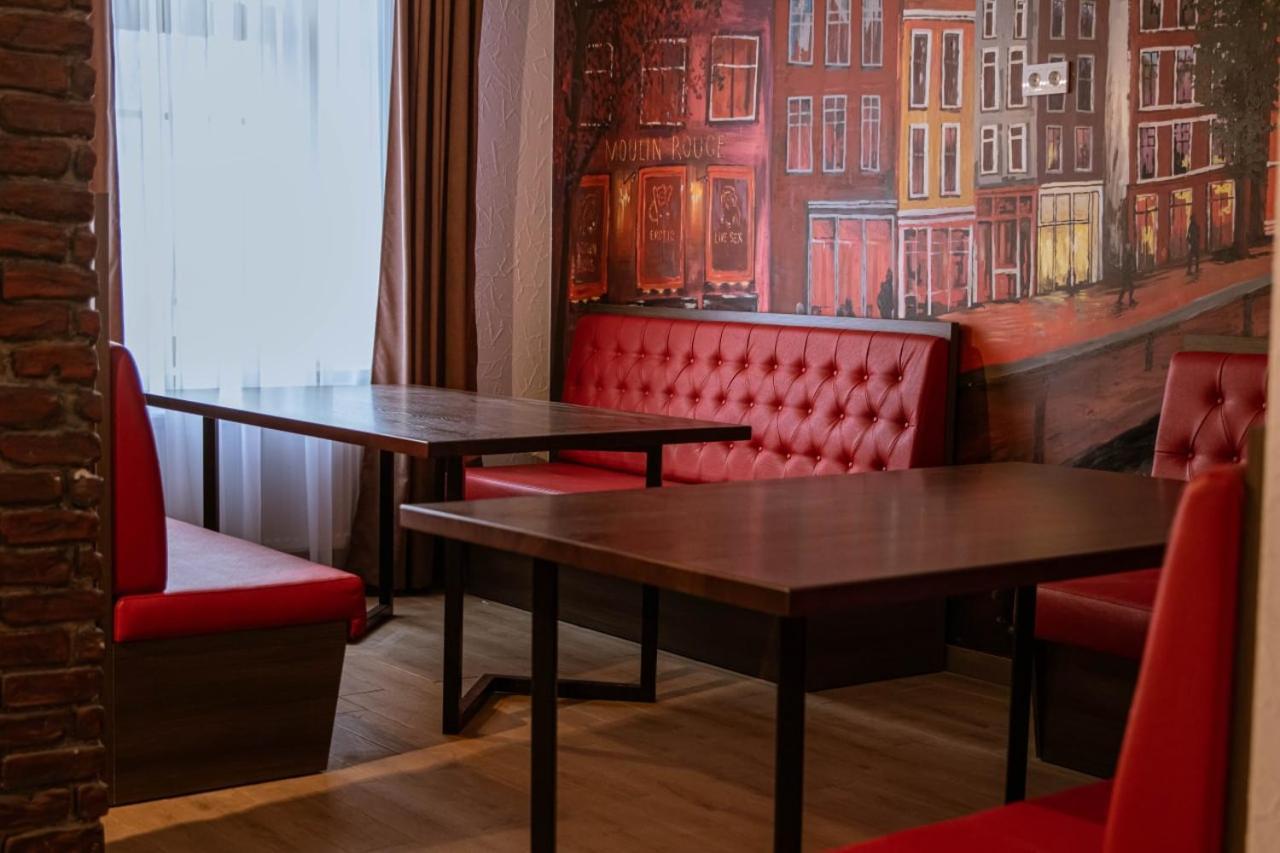Graff Hotel Dnjepropetovsk Buitenkant foto