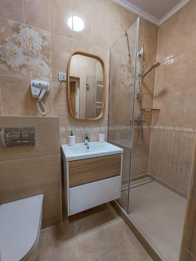 Graff Hotel Dnjepropetovsk Buitenkant foto