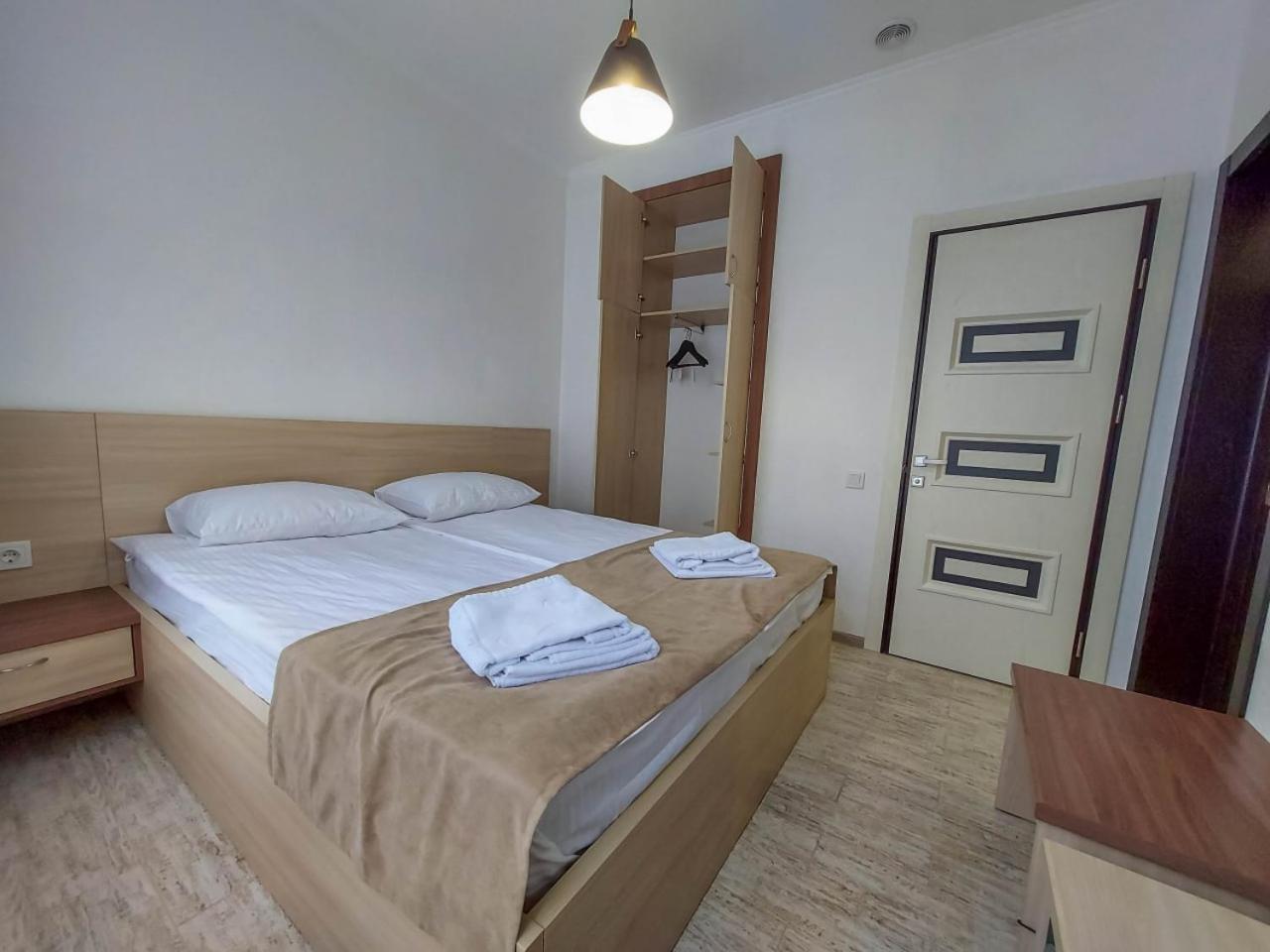 Graff Hotel Dnjepropetovsk Buitenkant foto